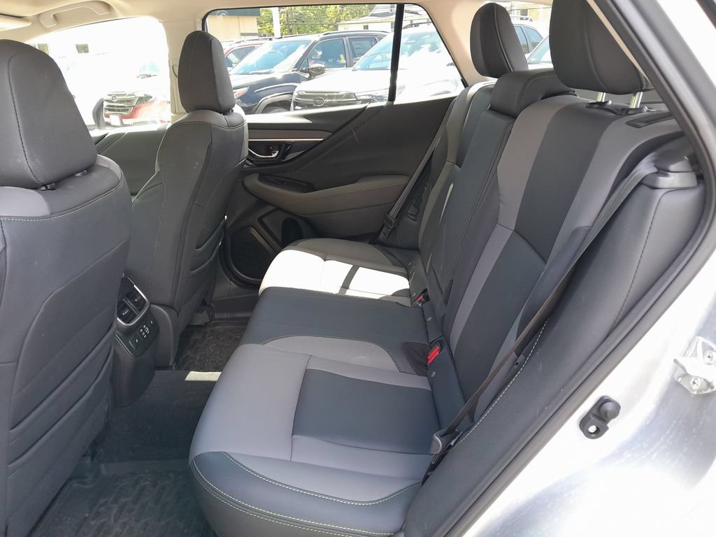 Certified 2023 Subaru Outback Onyx Edition XT AWD/4WD image 30