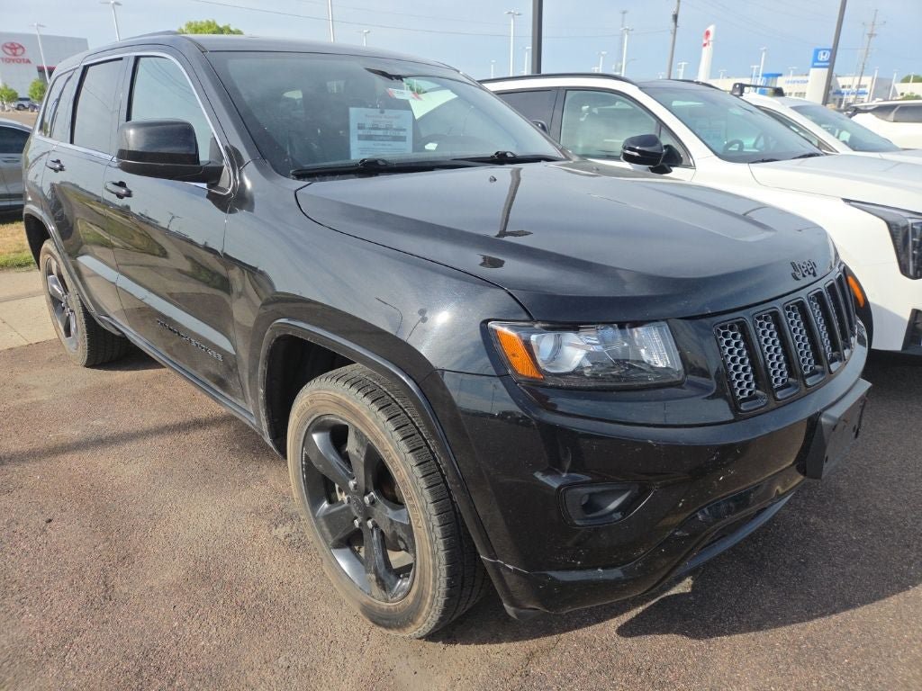 Used 2015 Jeep Grand Cherokee Altitude AWD/4WD image 1
