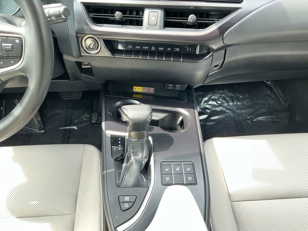 Used 2023 Lexus UX 250h AWD w/ Accessory Package (Z2) image 12