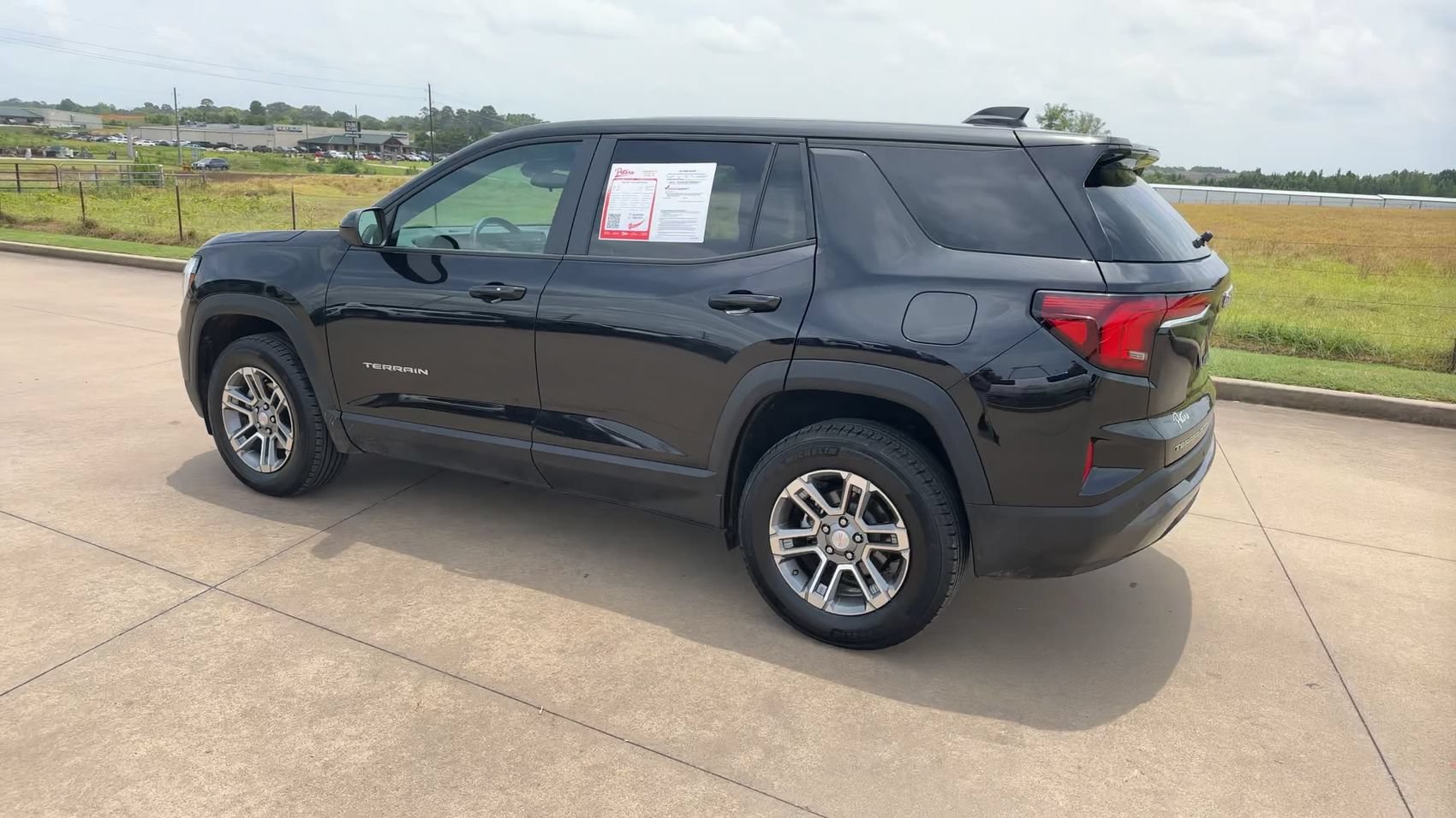 Used 2025 GMC Terrain Elevation AWD/4WD image 5