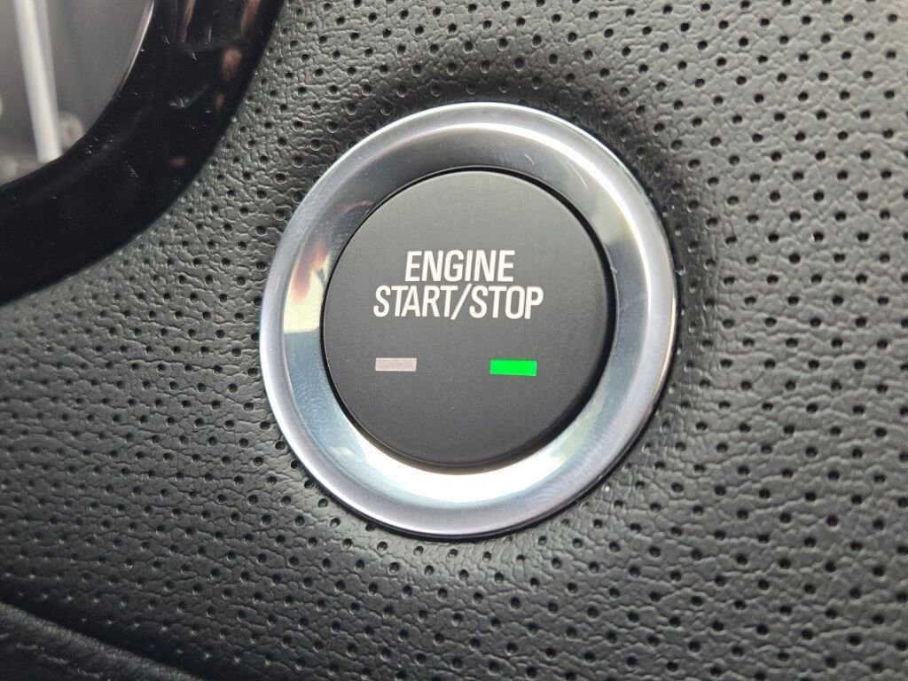 New 2025 Cadillac XT5 Premium Luxury image 32