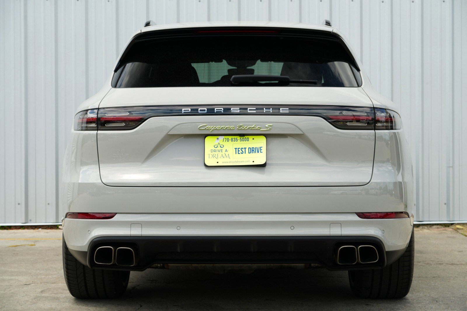 Used 2022 Porsche Cayenne Turbo S w/ Assistance Package image 11