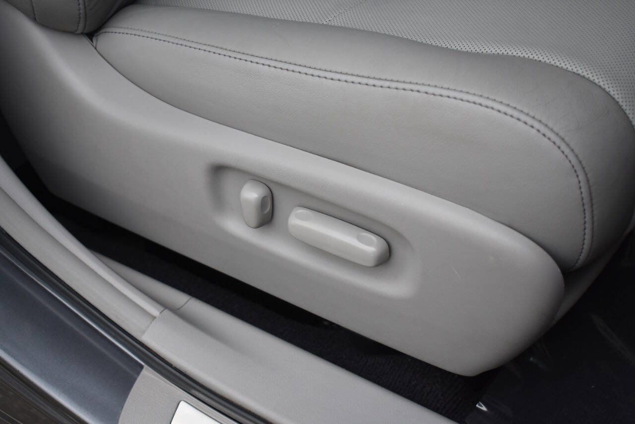 Used 2012 Toyota Highlander Limited image 61