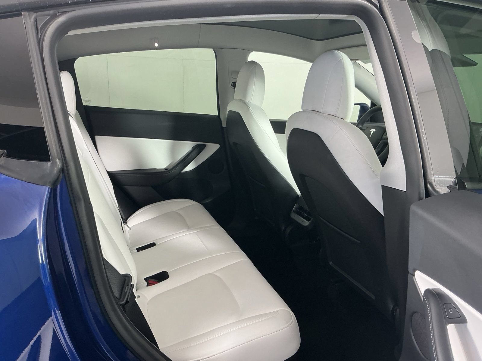 Used 2021 Tesla Model Y Performance AWD/4WD image 19