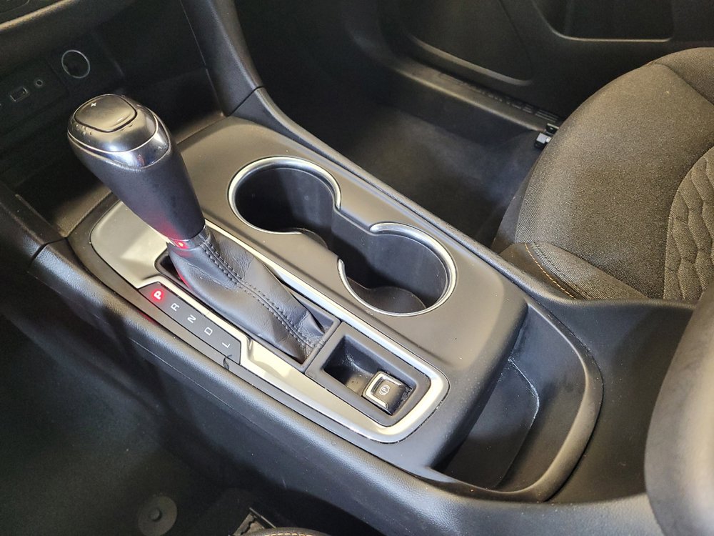Used 2019 Chevrolet Equinox LT w/ Driver Convenience Package FWD image 26
