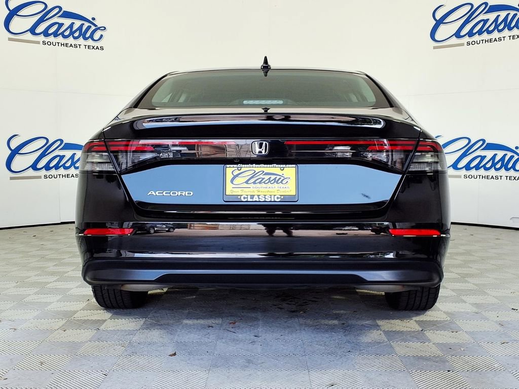 Used 2023 Honda Accord LX image 4