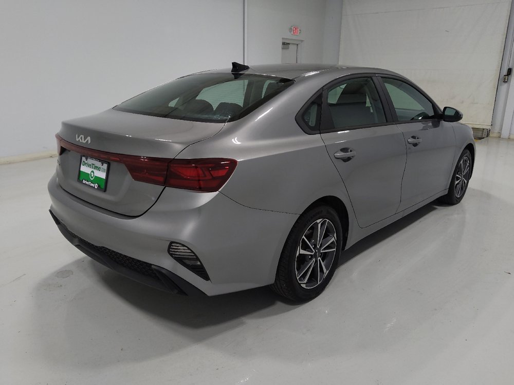 Used 2022 Kia Forte LXS FWD image 9