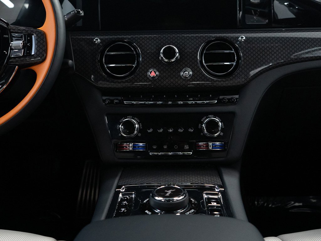 Certified 2025 Rolls-Royce Ghost Black Badge image 38