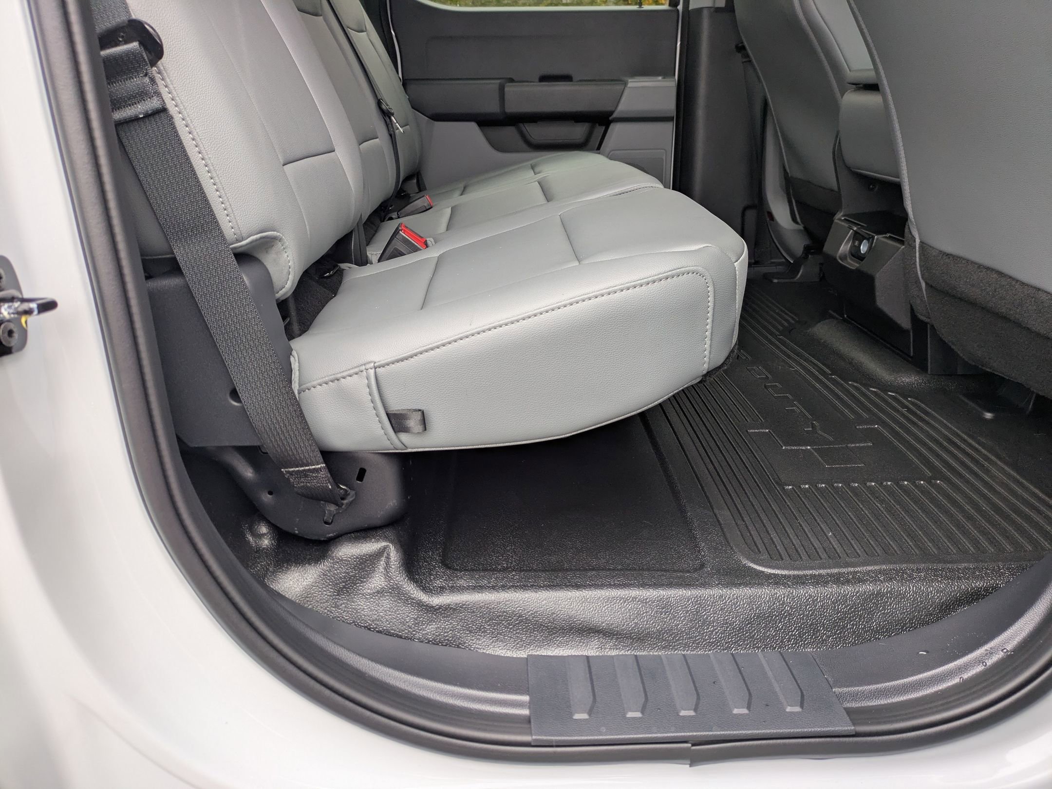 New 2026 Ford F350 XL w/ XL Chrome Package image 34