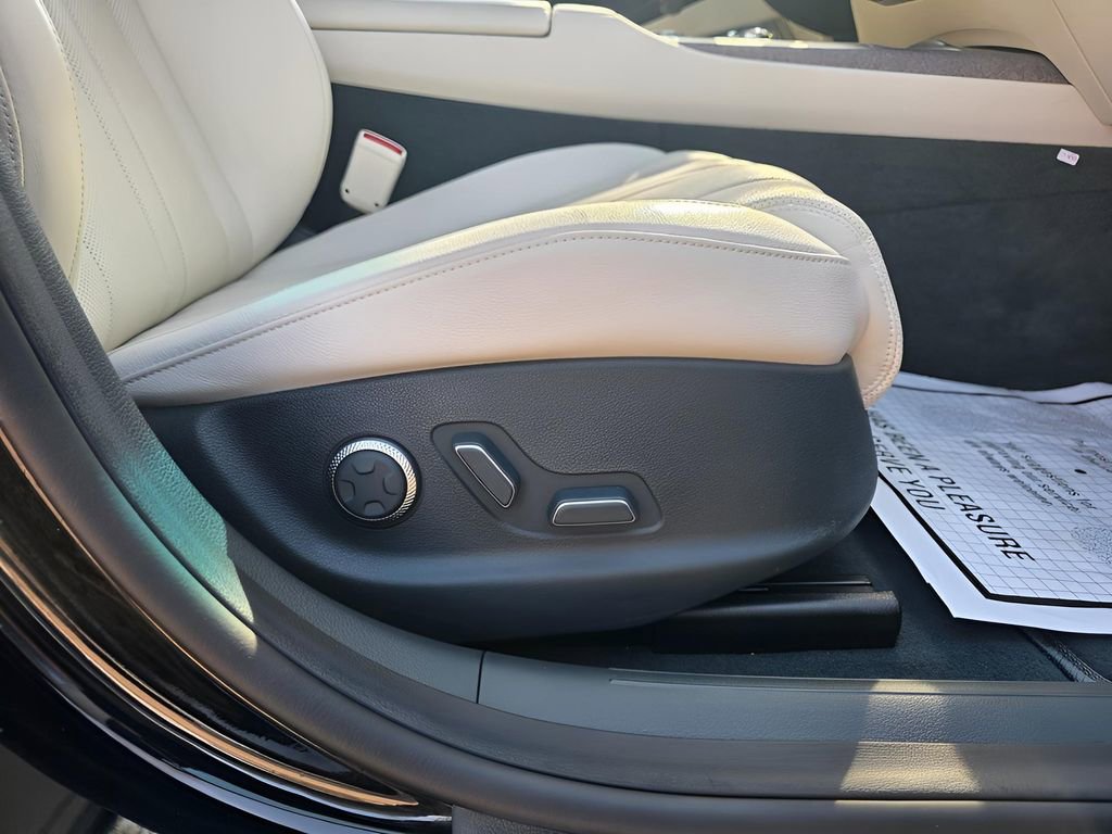 Used 2024 Genesis G80 image 11