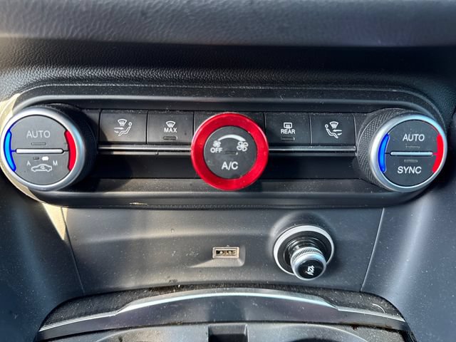 Used 2021 Alfa Romeo Stelvio Sprint AWD/4WD image 29