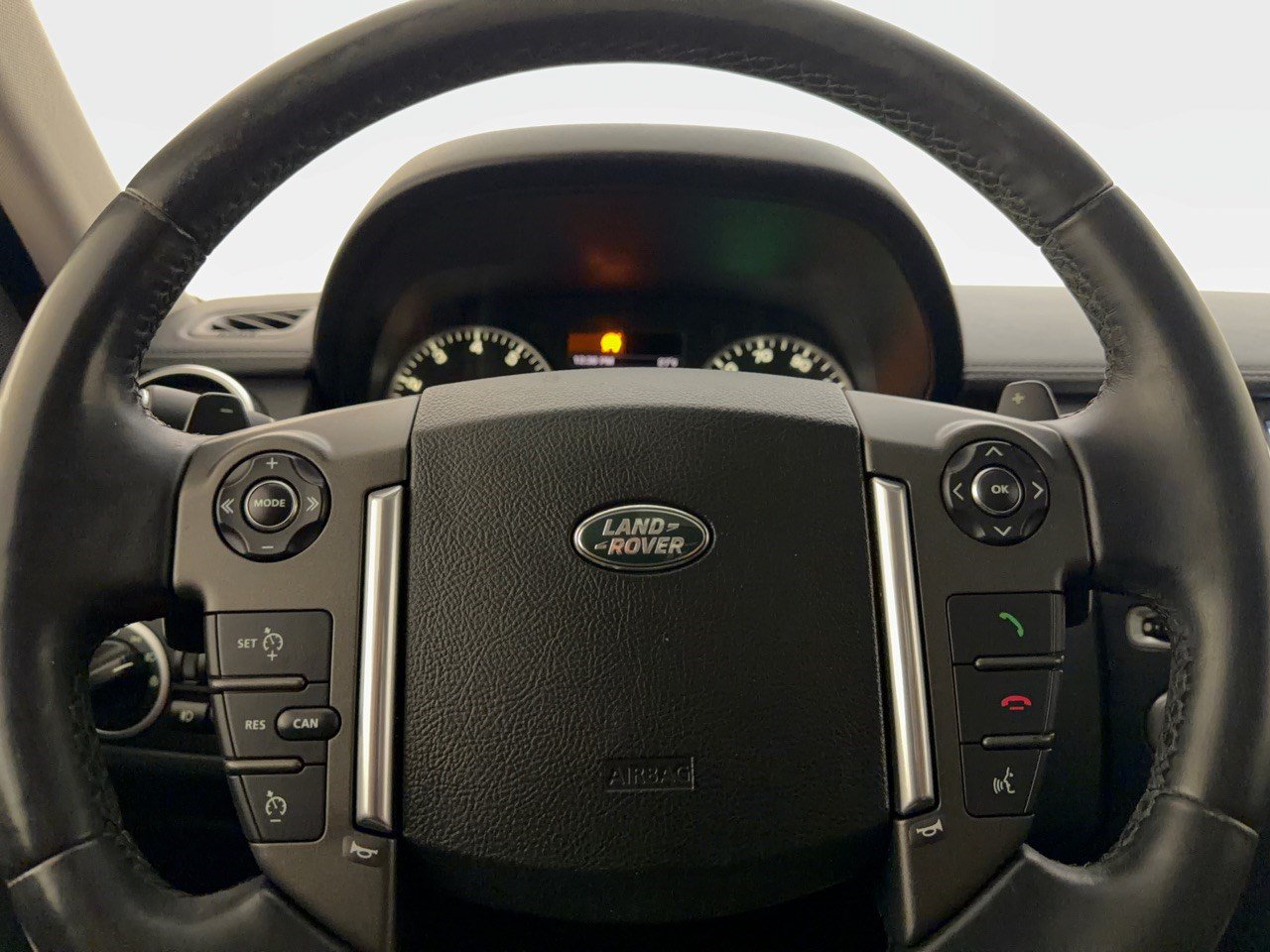 Used 2014 Land Rover LR4 HSE AWD/4WD image 10