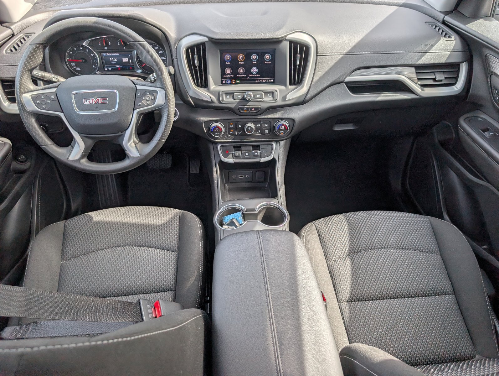 Used 2023 GMC Terrain SLE w/ Driver Convenience Package FWD image 28