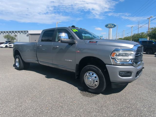Used 2024 RAM 3500 Laramie w/ Towing Technology Group AWD/4WD image 2
