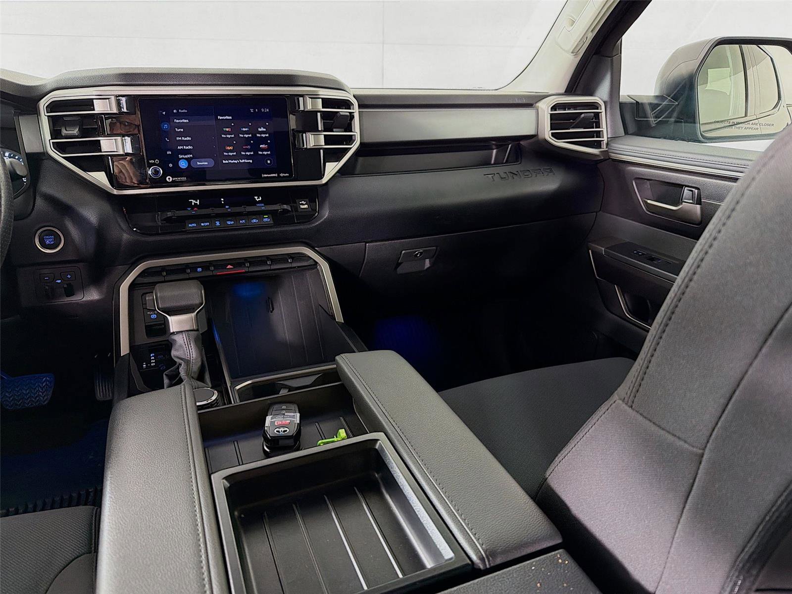 Used 2024 Toyota Tundra SR5 AWD/4WD image 23