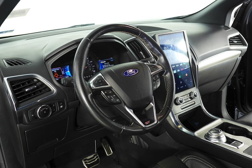 Used 2023 Ford Edge ST AWD/4WD image 30
