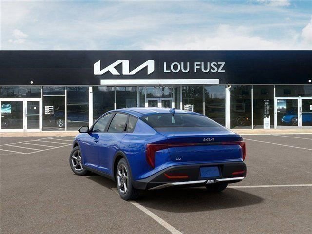 New 2026 Kia K4 FWD image 4