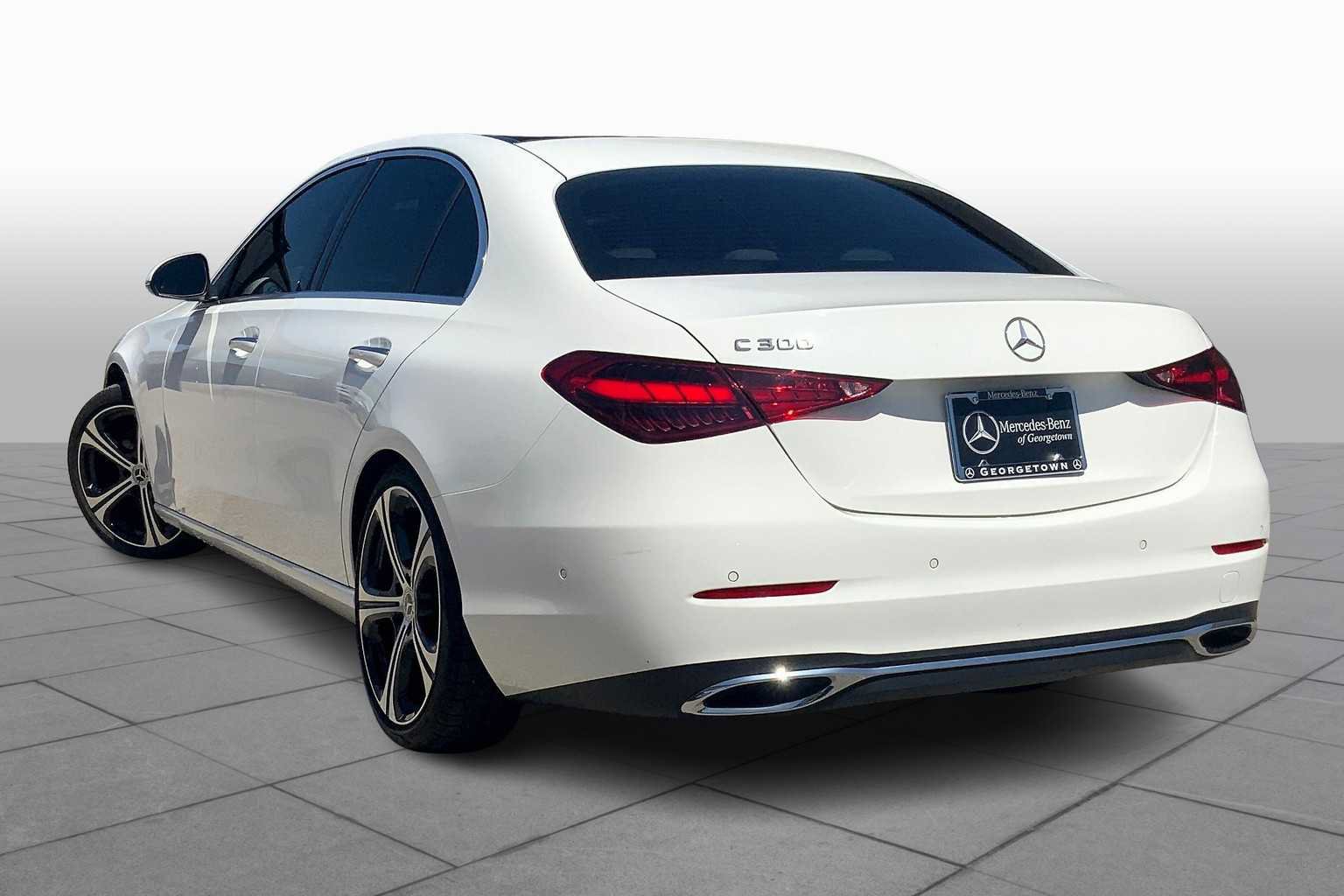 Certified 2022 Mercedes-Benz C 300 Sedan w/ Exclusive Trim Package image 11