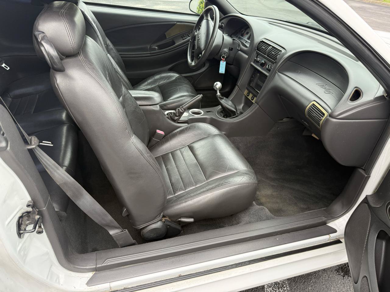 Used 2001 Ford Mustang GT RWD image 13