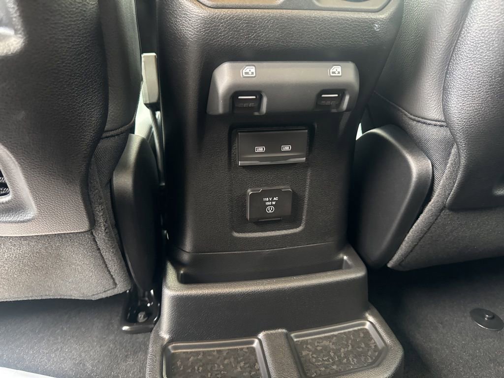 New 2025 Jeep Wrangler Unlimited Sahara AWD/4WD image 37