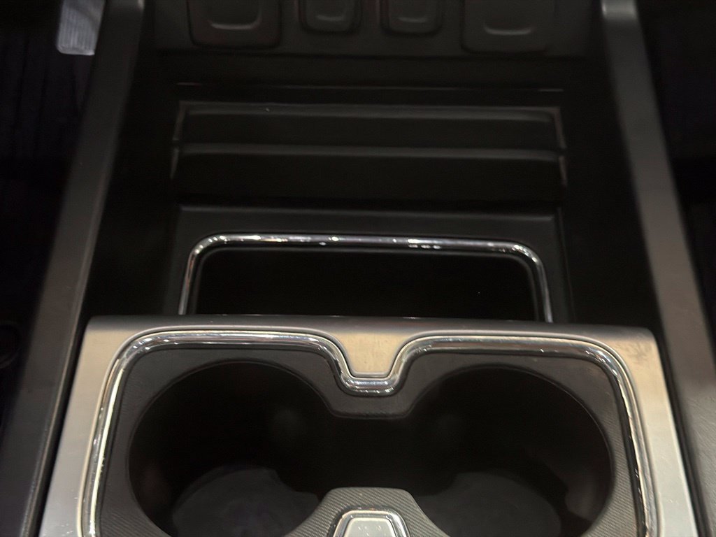 Used 2018 GMC Sierra 1500 SLT AWD/4WD image 16