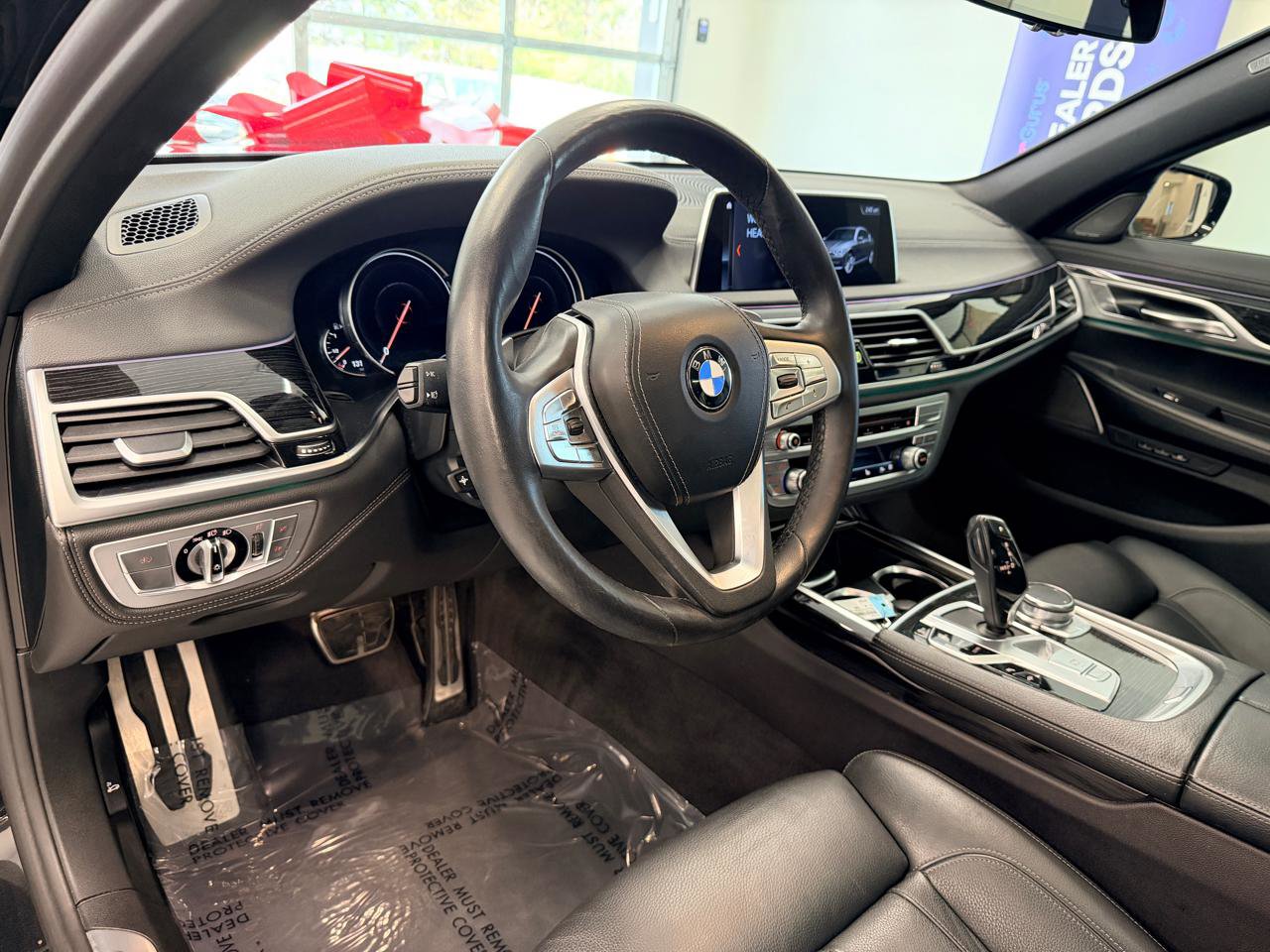 Used 2019 BMW 740i w/ M Sport Package RWD image 20