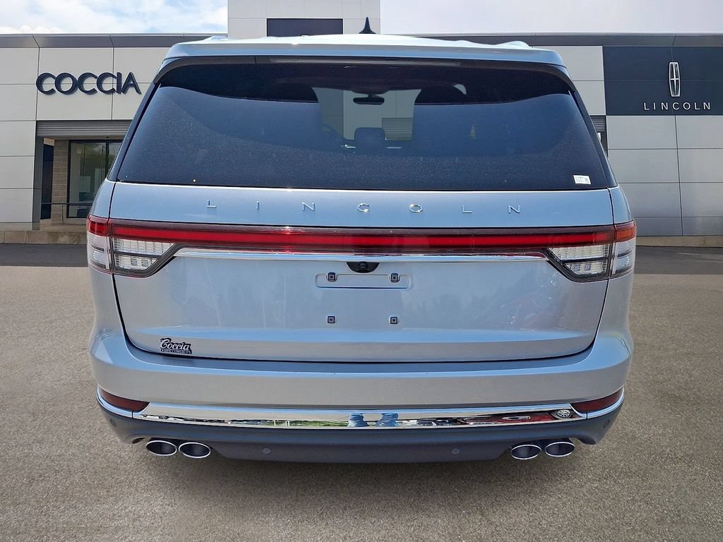 Certified 2023 Lincoln Aviator Reserve w/ Elements Package Plus AWD/4WD image 5