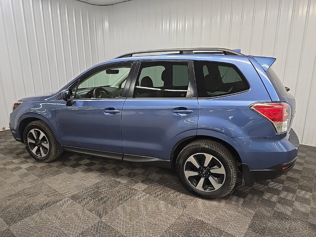 Used 2017 Subaru Forester 2.5i Premium w/ All-Weather Package AWD/4WD image 4