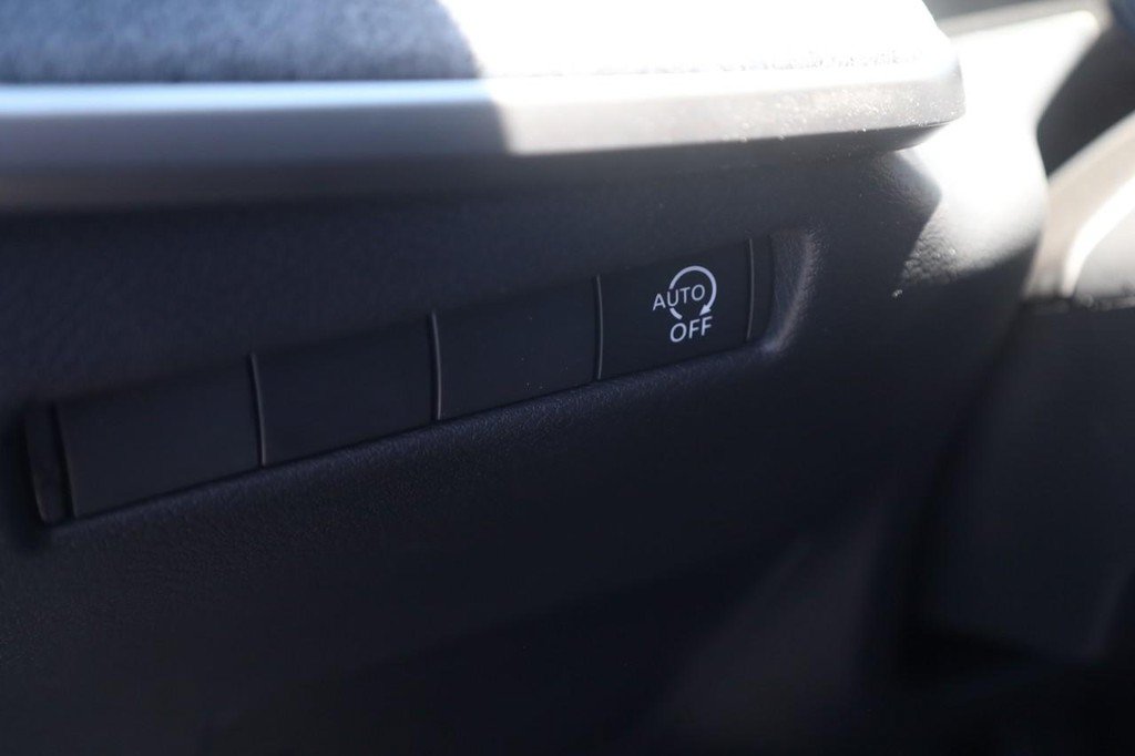 New 2026 Nissan Kicks SV FWD image 11