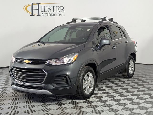 Used 2019 Chevrolet Trax LT w/ LT Convenience Package image 4