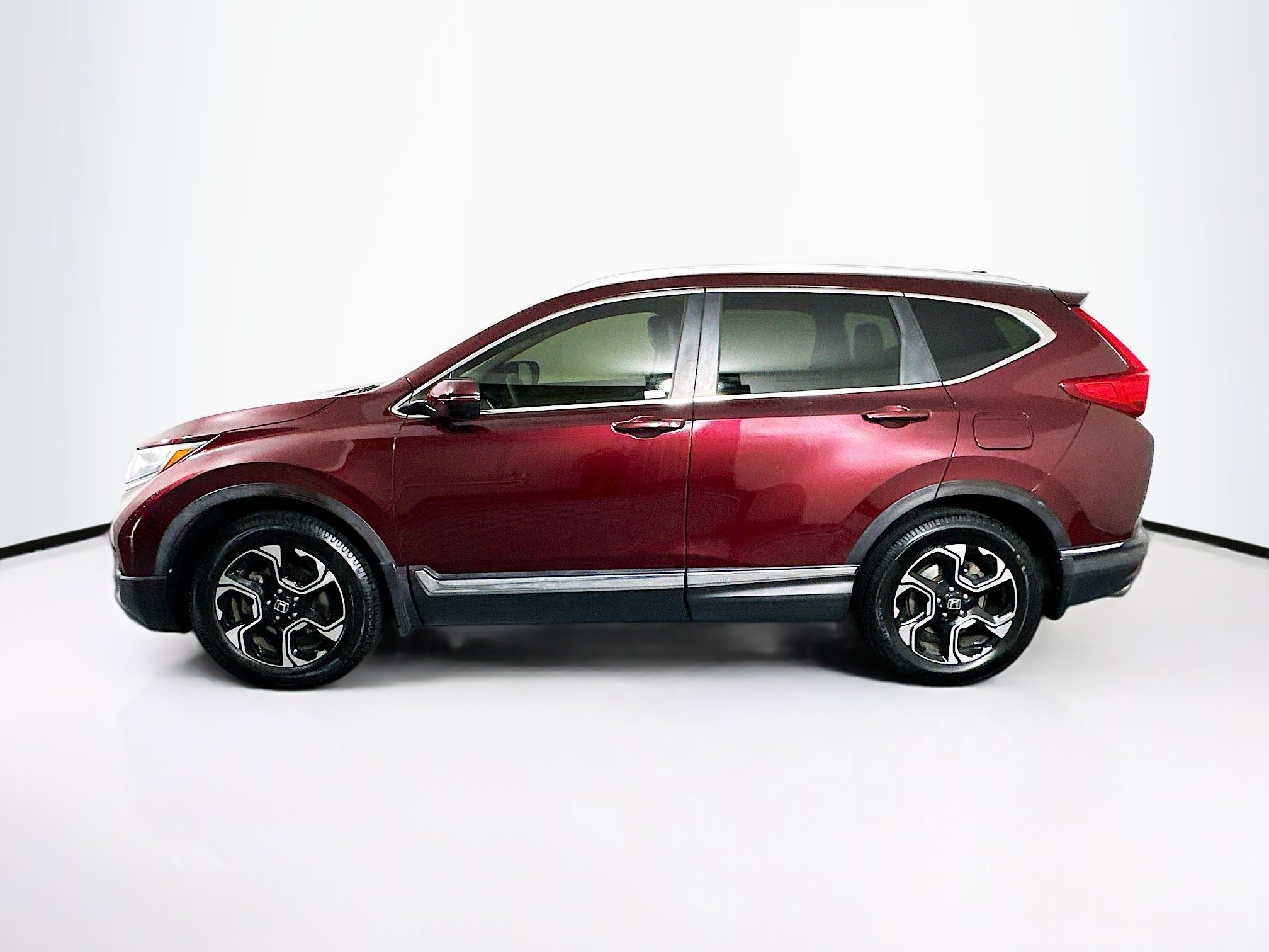 Used 2018 Honda CR-V Touring image 4