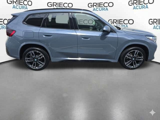 Used 2023 BMW X1 xDrive28i w/ M Sport Package AWD/4WD image 7