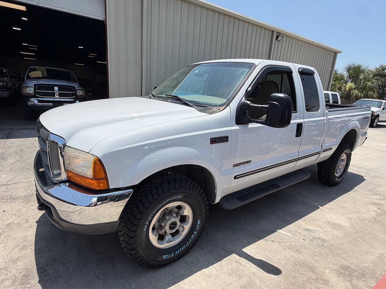 Used 1999 Ford F250 Lariat AWD/4WD image 4