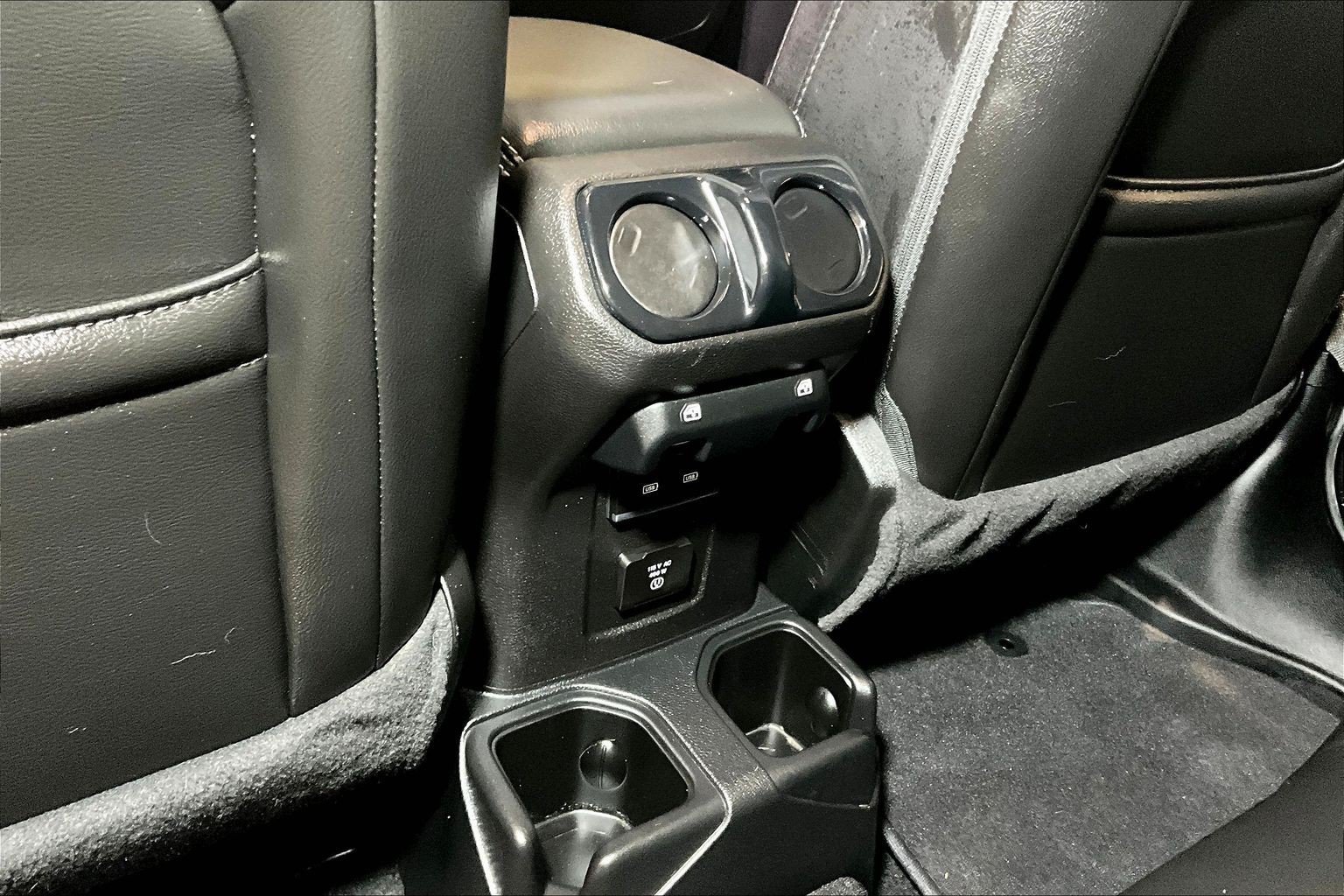 Used 2021 Jeep Gladiator Overland w/ Popular Equipment Package AWD/4WD image 12