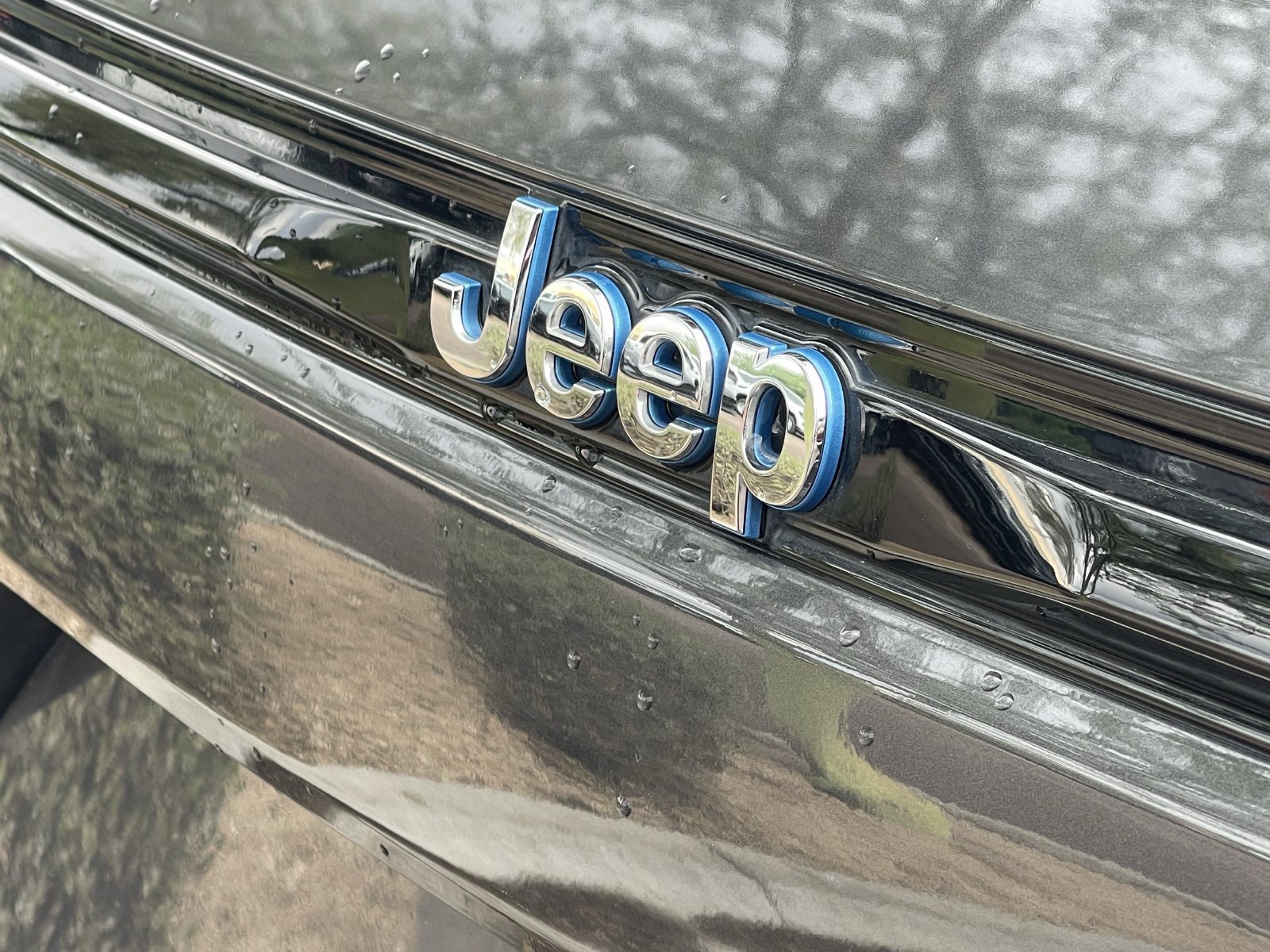 Used 2022 Jeep Grand Cherokee Limited 4xe w/ Luxury Tech Group II AWD/4WD image 8