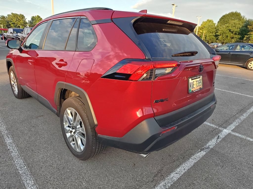 Used 2025 Toyota RAV4 XLE Premium w/ Weather Package AWD/4WD image 4