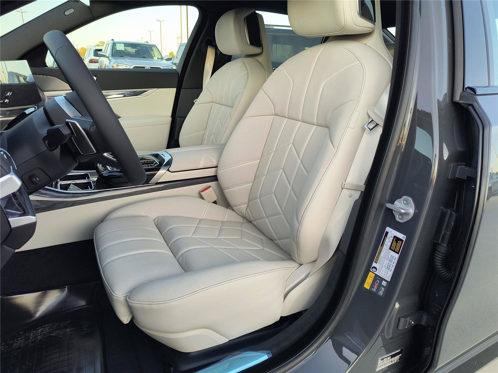 New 2026 BMW i7 eDrive50 RWD image 7