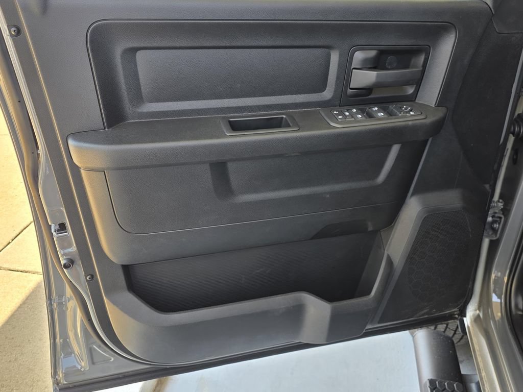 New 2026 RAM 3500 Tradesman AWD/4WD image 36