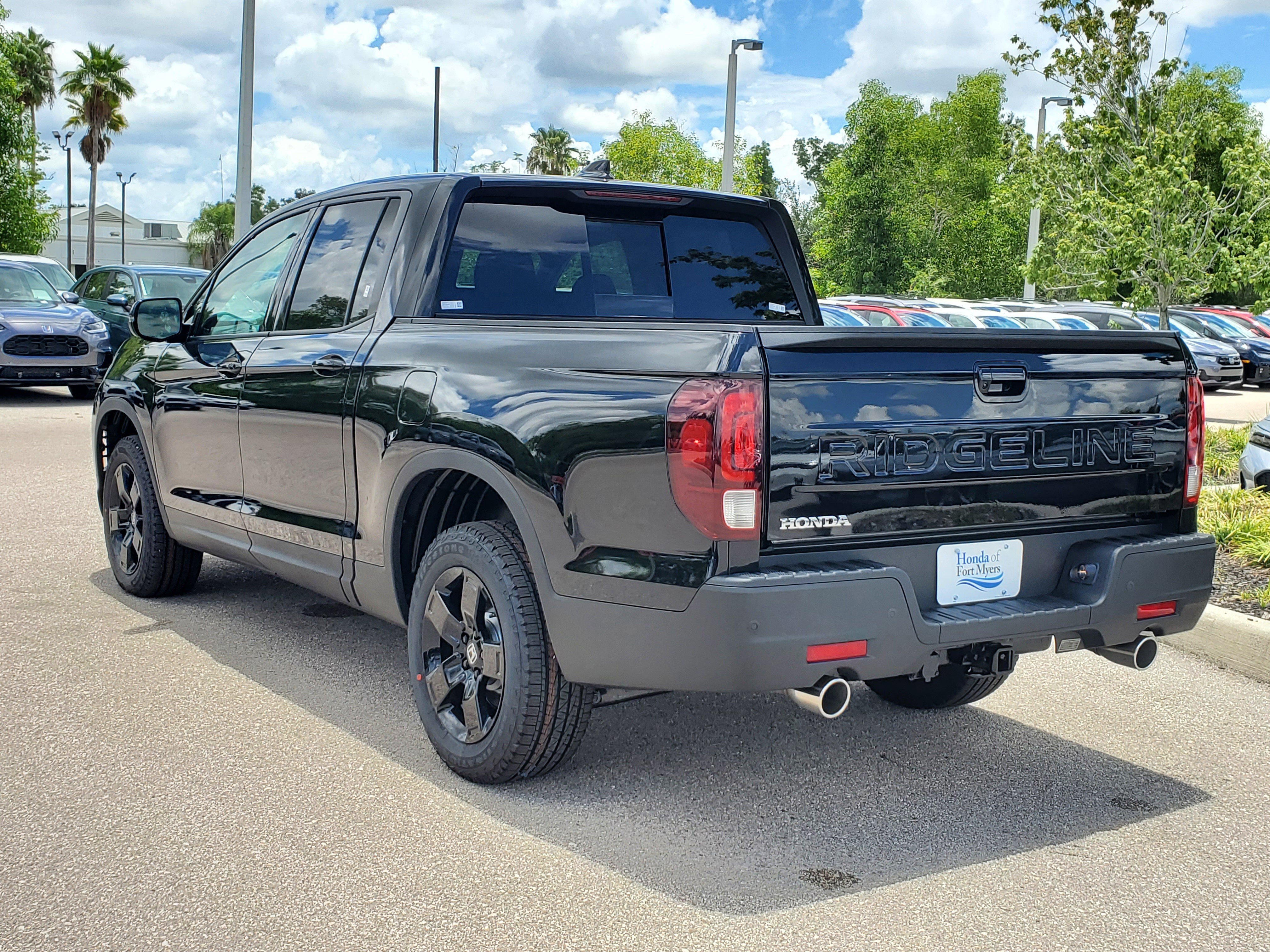 New 2026 Honda Ridgeline Black Edition image 6