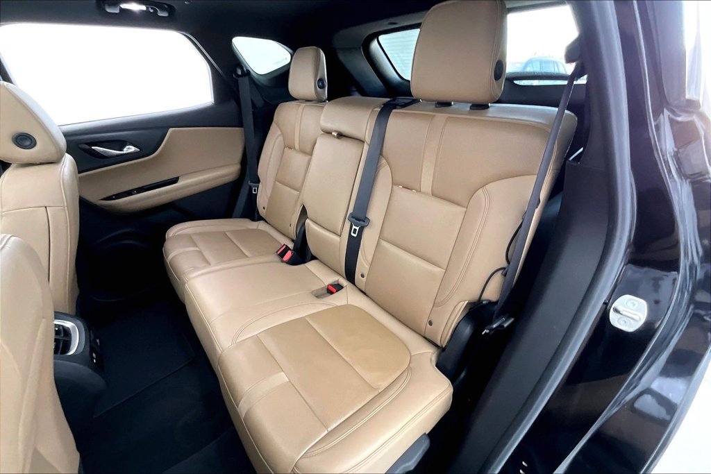 Used 2019 Chevrolet Blazer Premier w/ Sun and Wheels Package FWD image 32