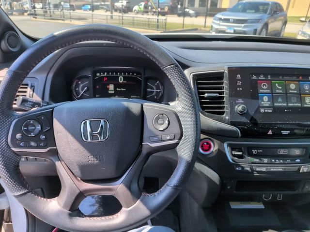 Used 2023 Honda Passport TrailSport image 29