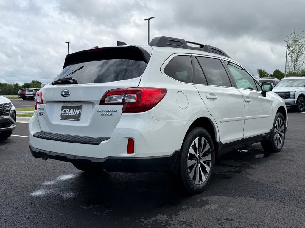Used 2017 Subaru Outback 2.5i Limited AWD/4WD image 5