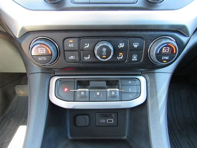 Used 2023 GMC Acadia SLT w/ Technology Package AWD/4WD image 21
