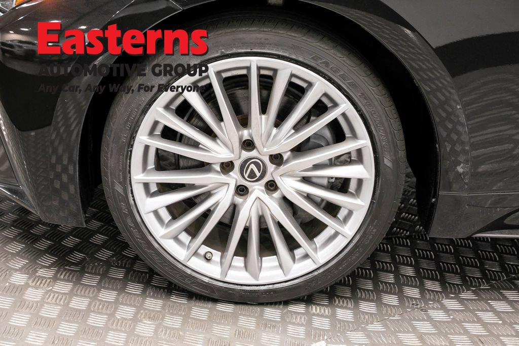 Used 2022 Lexus IS 300 AWD w/ Premium Package image 33