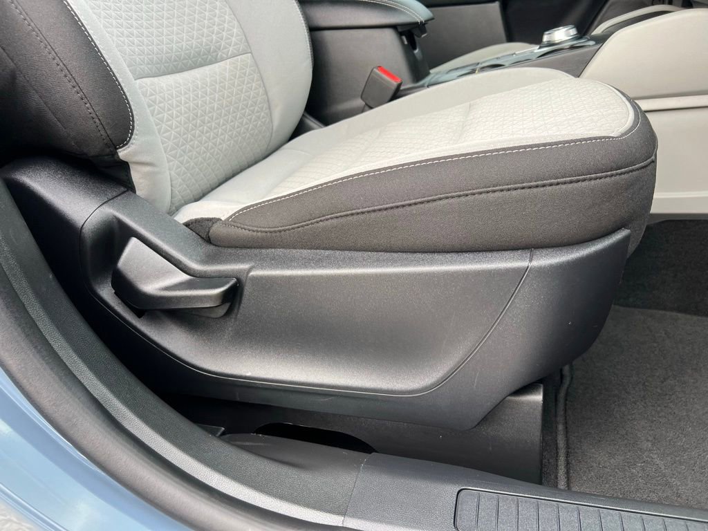 Used 2024 Ford Escape Active image 23