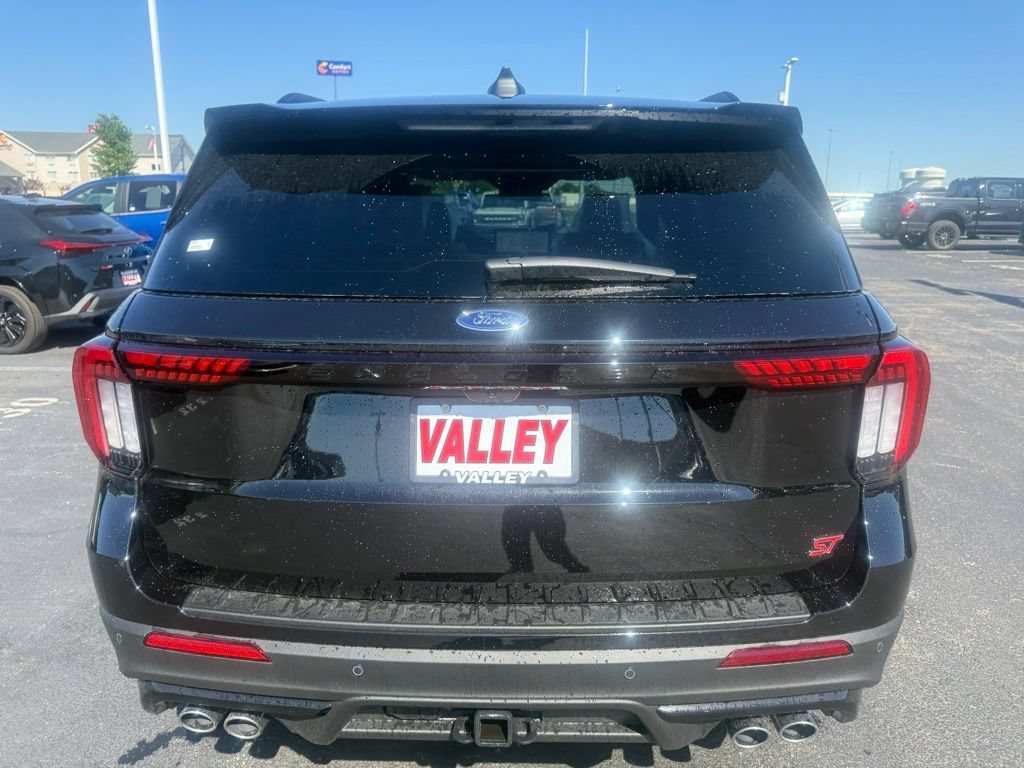 New 2026 Ford Explorer ST w/ Sun And Sound Package AWD/4WD image 4
