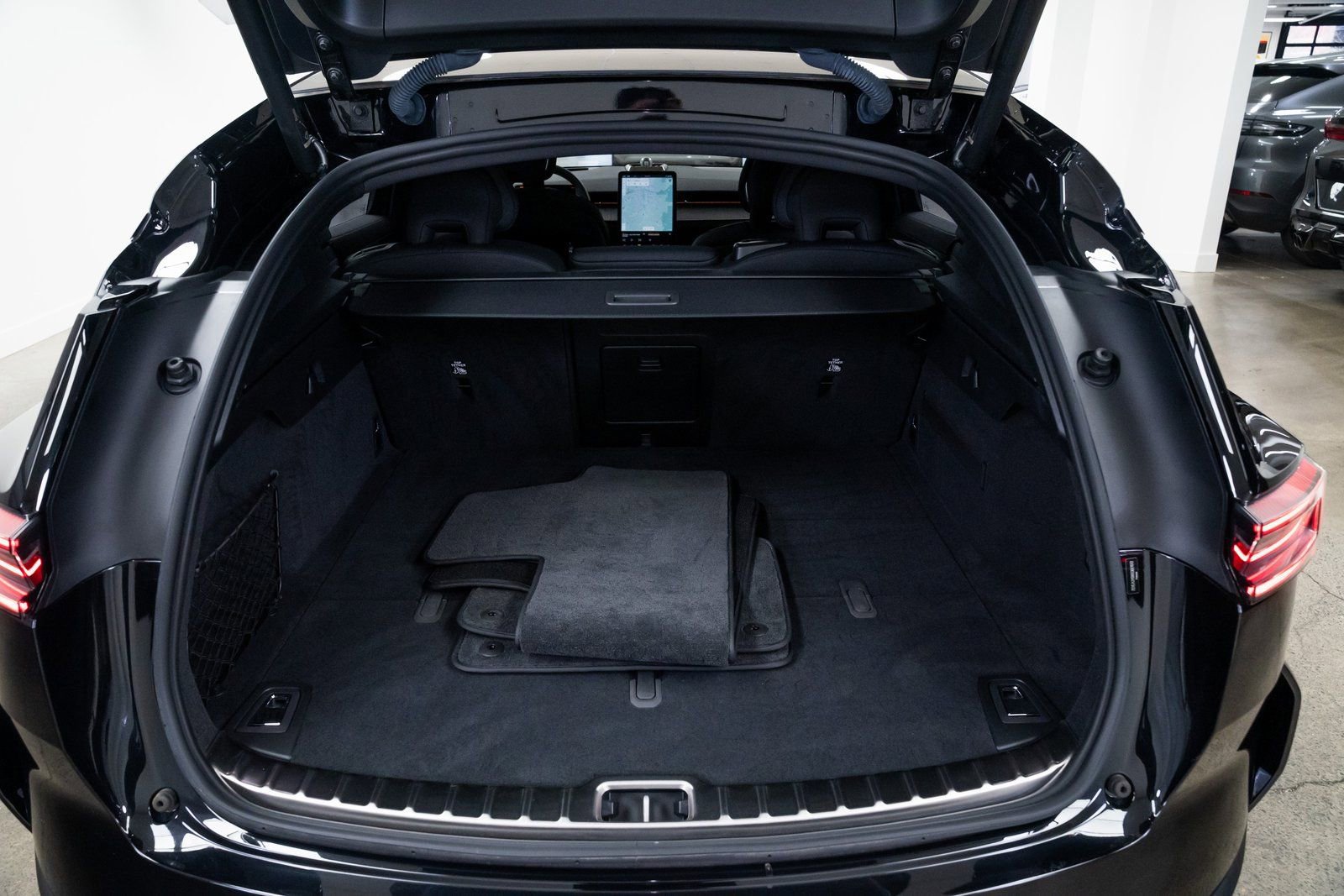 Used 2025 Polestar Polestar 3 image 8