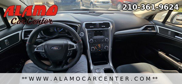 Used 2017 Ford Fusion SE image 39