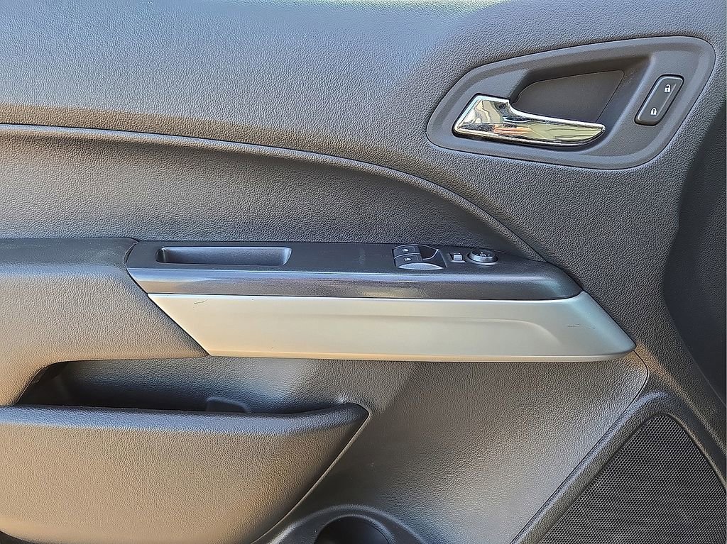Used 2022 Chevrolet Colorado LT w/ Fleet Safety Package image 16