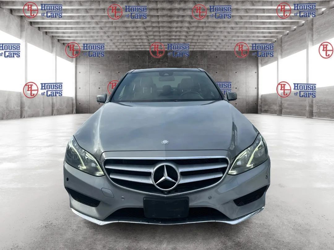Used 2014 Mercedes-Benz E 350 E 350 4MATIC Sedan 4D image 2